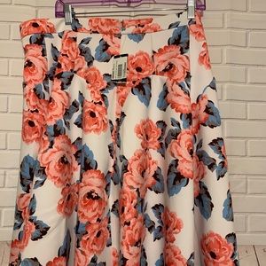 NWT  INC 16W ‘Sugar Plum Rose’ Skirt